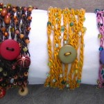 How to make hemp bracelets with beads and crochet chain stitch.