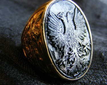 tim-davies-heraldic-ring-375x297