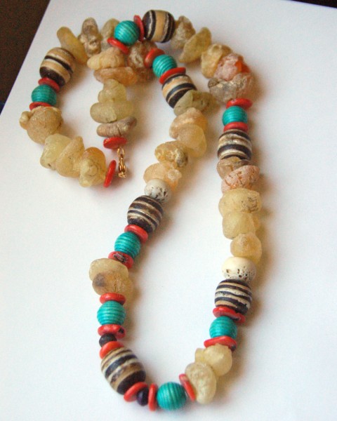 Diane-Smith-Amber-Wood-Necklace-2