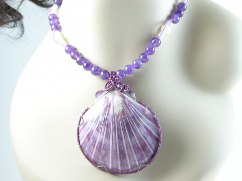 laura-bailey-purple-perplexity-1