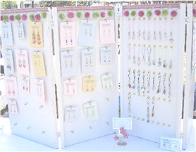 melanies-beads-earring-display-21269785