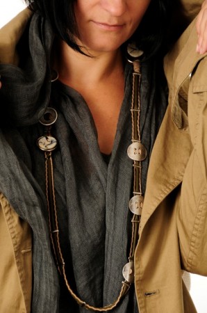 cristina-repanovici-button-versatility-1