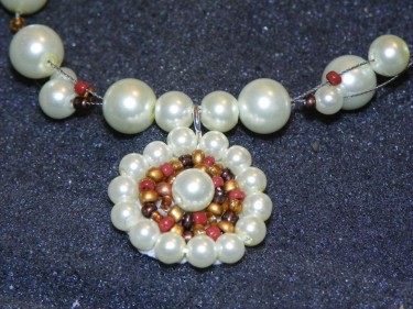 dawn-stitched-pendant-necklace