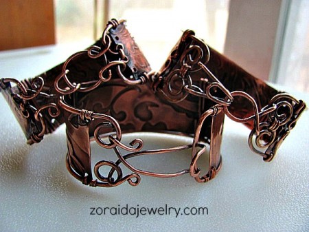 zoraida-crazy-about-cuffs-3