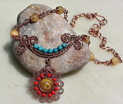 fancy-flower-pendant-necklace-21539982