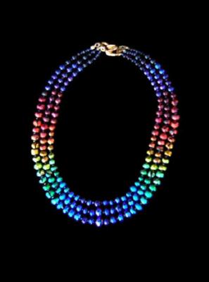 Linda Stewart's full color spectrum necklace in beads she fired
