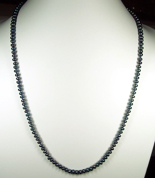 gail-devoid-bead-shopping-in-india-5-305x350