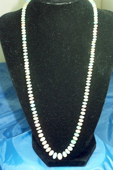 gail-devoid-bead-shopping-in-india-9-233x350
