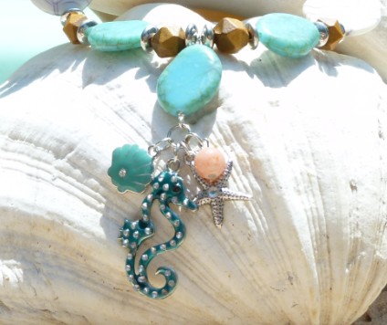 seahorse pendant 