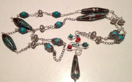 Tibetan necklace with wire-work pendant