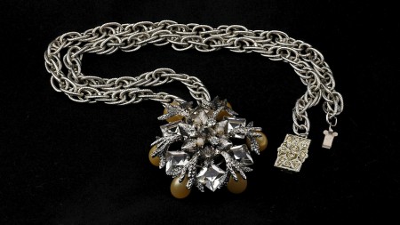 DHaselfeld: Jewelry for Friends 1
