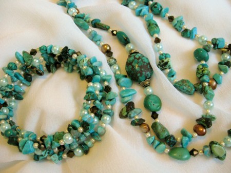 Turquoise and Pearl Bead Soup Necklace and Bracelet Set