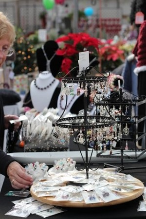 TPogue: Eco-Friendly, Family Collaborated Jewelry Booth 1