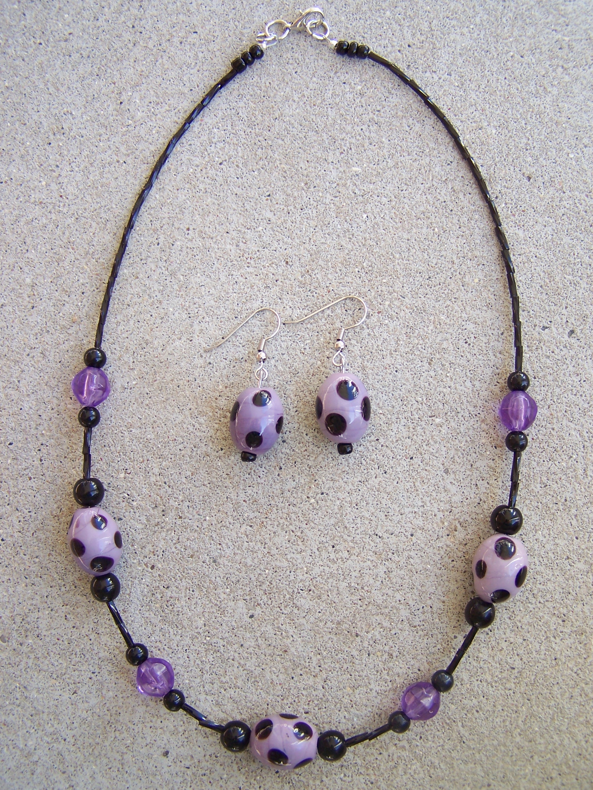 Best Time for Home Jewelry Parties? Jewelry Making Journal