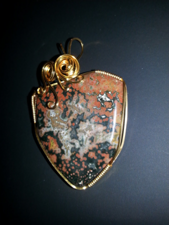 Wire wrapped pendant by Tammy S. Byrd