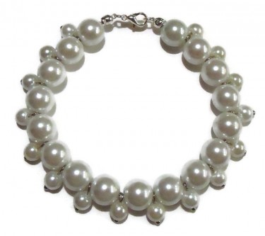 White Pearl Bracelet by Missy Rogers - featured on Jewelry Making Journal