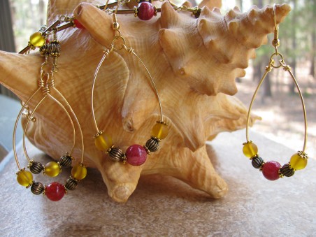 Jewelry by Pam Wilson - featured on Jewelry Making Journal