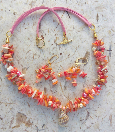 Spring Ocean Designs Necklace by Rebecca Doremus - featured on Jewelry Making Journal
