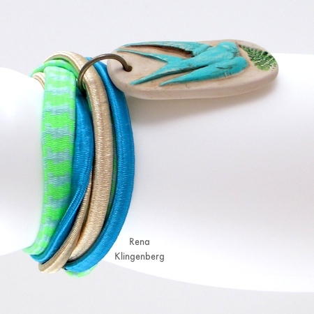 How to wear your finished Easy Multi Wrap Bracelet - Tutorial by Rena Klingenberg