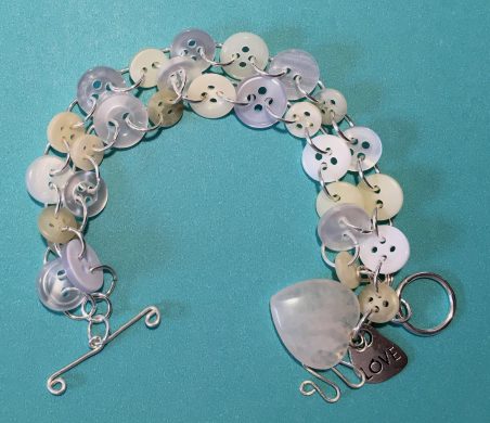 Button jewelry by Johanna Anderson  - featured on Jewelry Making Journal