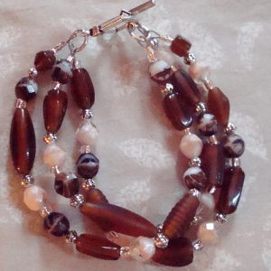 Bracelet by Kathy Zee - featured on Jewelry Making Journal