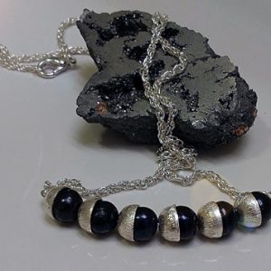 Acorn Necklace memory wire jewelry by Janine Evans - featured on Jewelry Making Journal