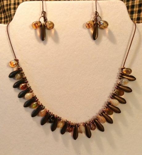 Dagger Bead Necklace Designs by Chris Rehkop  - featured on Jewelry Making Journal