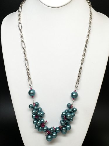 Pearl Cluster Necklace by Andrea Isom  - featured on Jewelry Making Journal