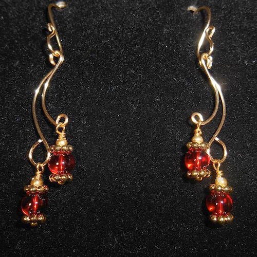 Christmas Sparkle Earrings by Laurie Bielby  - featured on Jewelry Making Journal