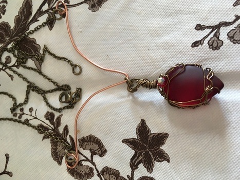 Wire Worked and Wrapped Beach Glass by Linda Lohraff - featured on Jewelry Making Journal