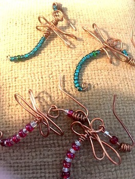 Wire Dragonflies by Linda Lohraff - featured on Jewelry Making Journal